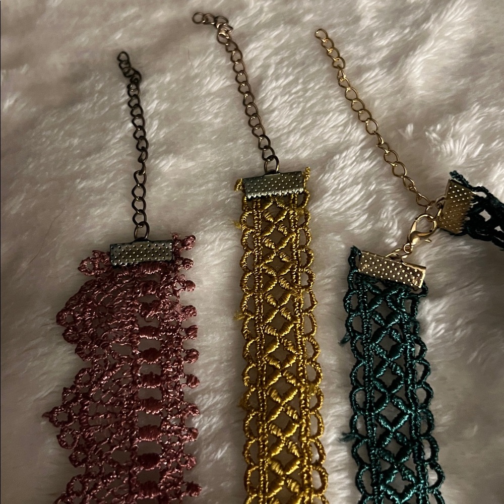 NWT BUNDLE OF 3 💋 CROCHETED LACE CHOKERS WITH EXTENDERS ROSE/GOLD/GREEN OS - Picture 12 of 12